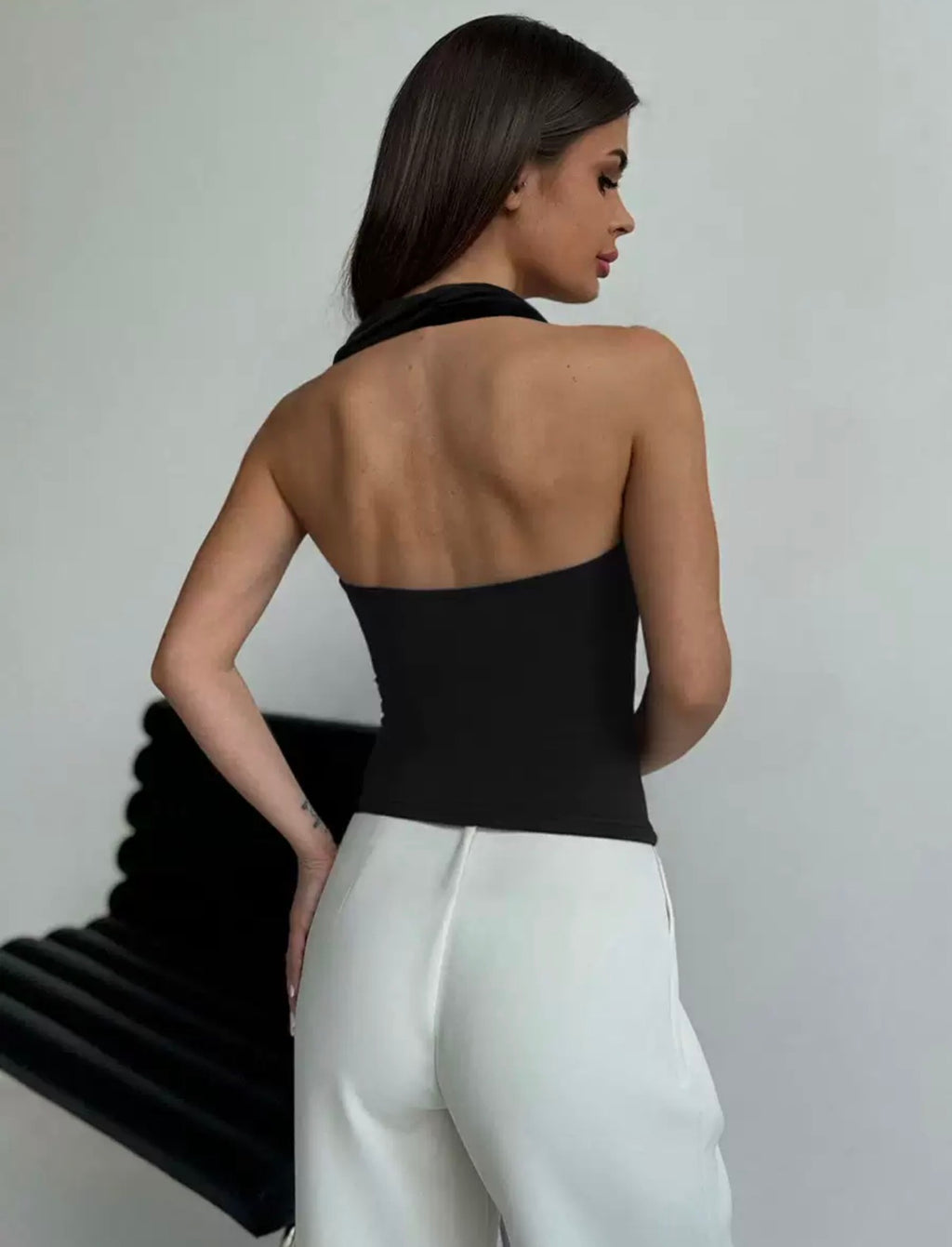 تيشرت نسائي اسود